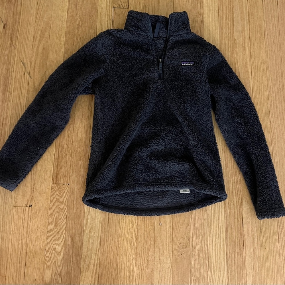 Patagonia Fuzzy Quarter Zip!!